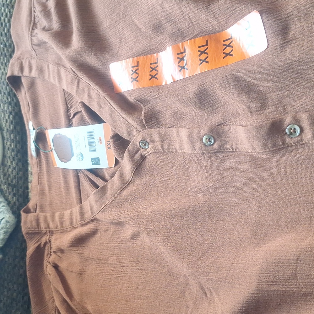 Lady's orvis shirt (12)